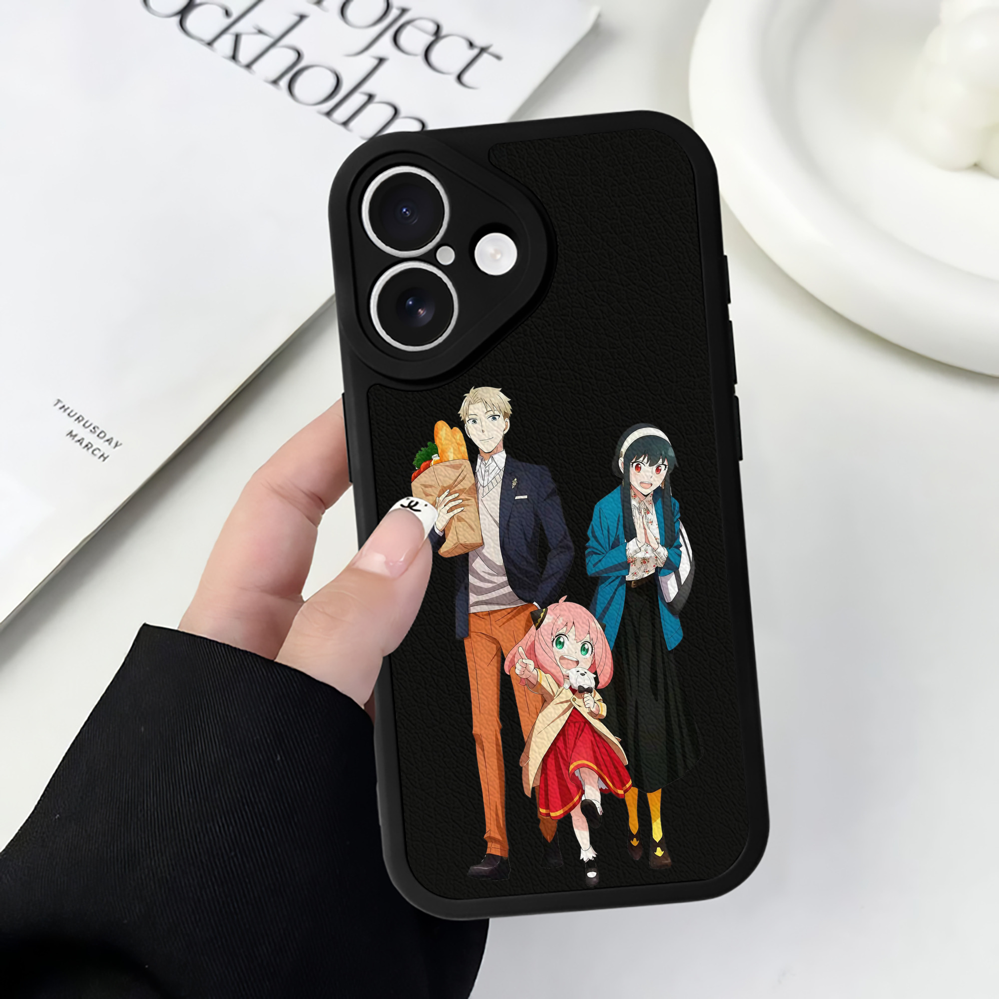 （画像用） SPY×FAMILY间谍家家酒 【iPhone 16シリーズ対応】シリコンスマホケース（レザー調） 材質：シリコン